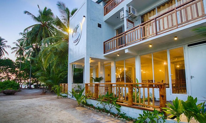 Fulidhoo House | Island Break