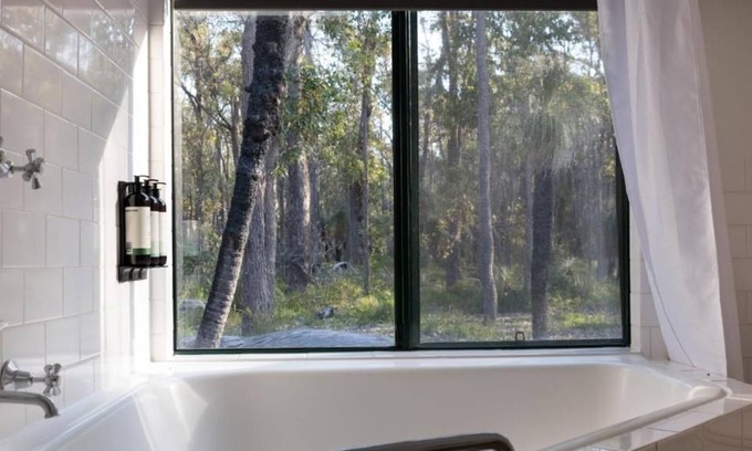 Metricup Ski Chalet | Island Brook Estate Vineyard and Chalets | Two Bedroom Spa Chalet