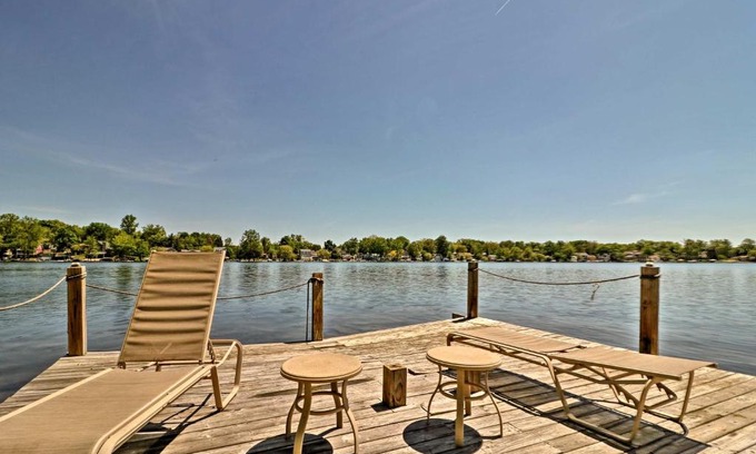 Sand Creek House | Island Cottage on Evans Lake Boat Rental Required