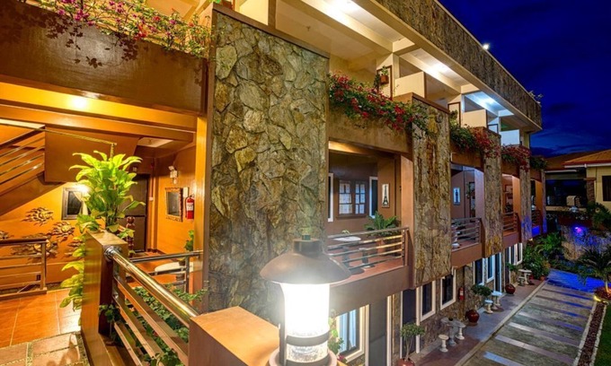 Estancia Apartment | Island Dream: 1-Bedroom Oasis