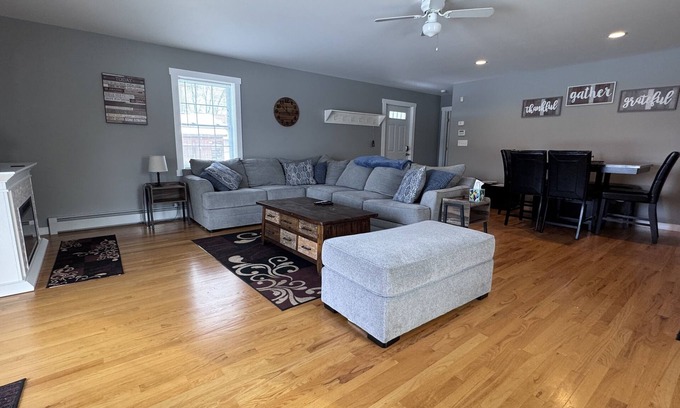 Brighton Apartment | Island Pond Apartment on VAST Trail – 3BR, 2BA