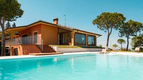 Saludecio Villa | 230 m² Villa ∙ 3 bedrooms ∙ 6 guests