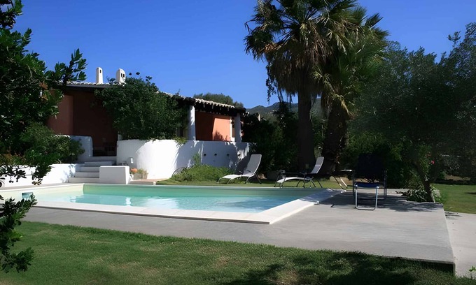 Torre delle Stelle House | Holiday home with air conditioning and an outdoor pool near the beach