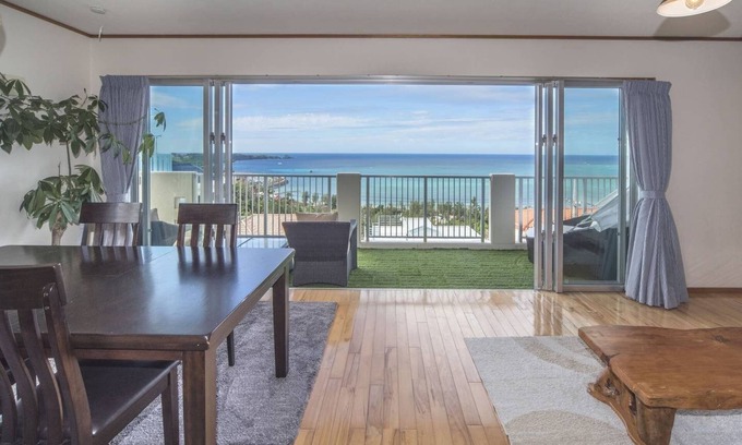 Nakadomari House | J Amazing Sea View Onna 330㎡ 4BR near moon Beach