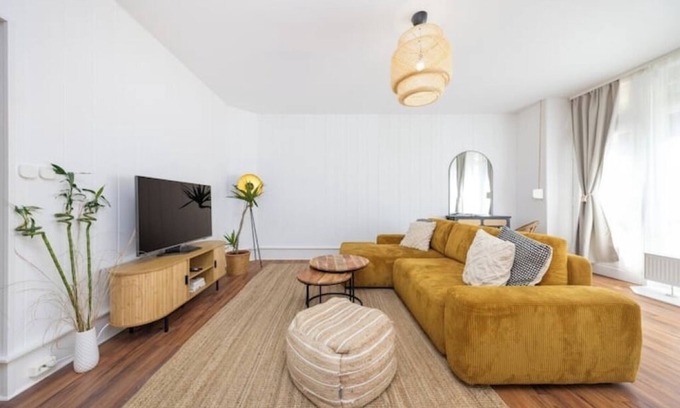 Pankow Apartment | Japandi Flat 6 P./Washing machine/Kitchen/near Schönhauser Allee