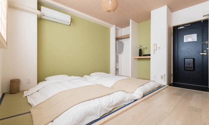 Karasumaoike Apartment | Japanesestyle double room/Kyoto Kyōto