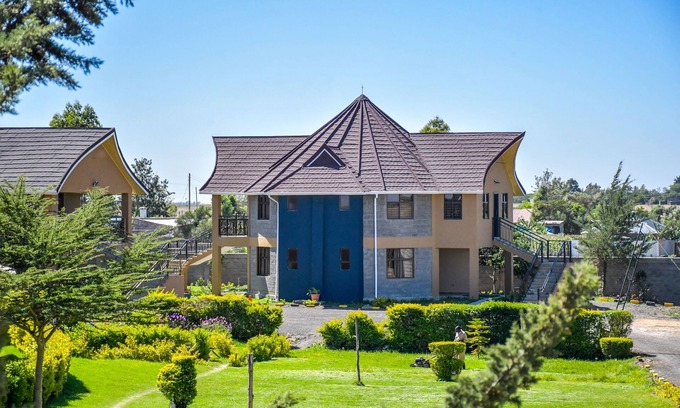 Naro Moru Hotel | Jaqanaz Resort