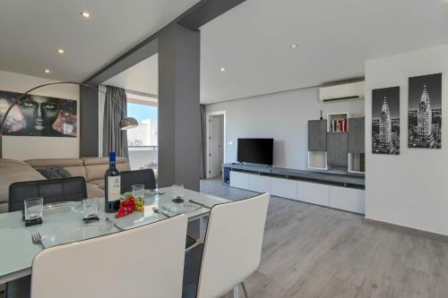 Platja de l'Arenal Apartment | Jardines de Oli