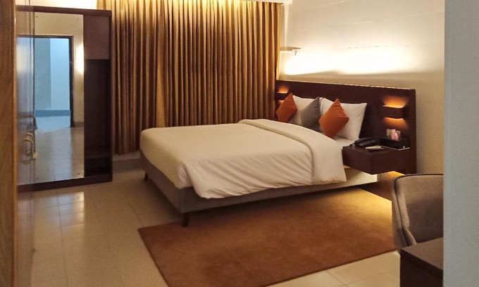 Bhadra Hotel | Jatra Flagship Rajshahi City Centre
