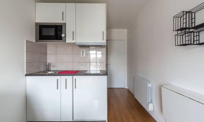 Faubourg-du-Roule Apartment | Jean Apartment