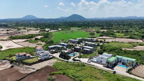 Gujwa House | Jeju Private unit for family or group