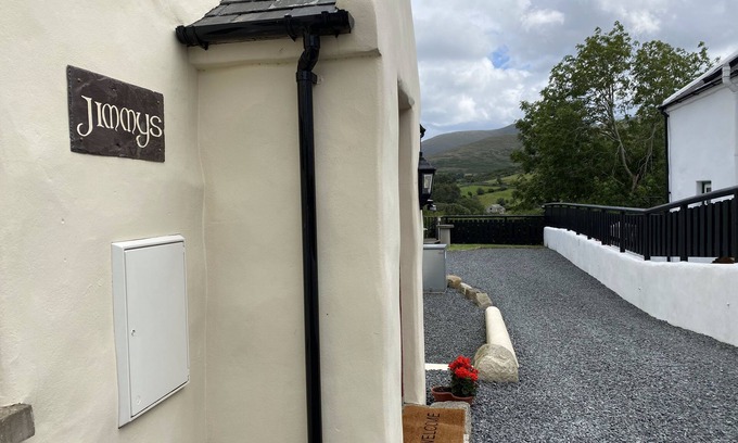 Newry Cottage | Jimmy's Cottage @ Millers Close