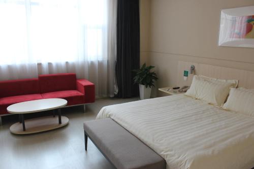Wenfeng District Hotel | Jinjiang Inn Anyang Insititute of Technology