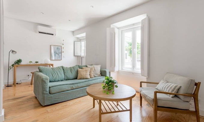 Belem Apartment | JOIVY Cosy apt near Tagus River