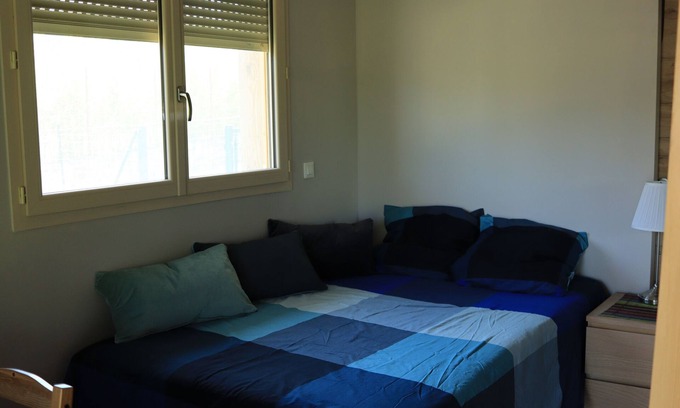 Lablachere Apartment | Joli Gite au Calme sur Jardin Arboré.animaux de Compagnie Acceptés