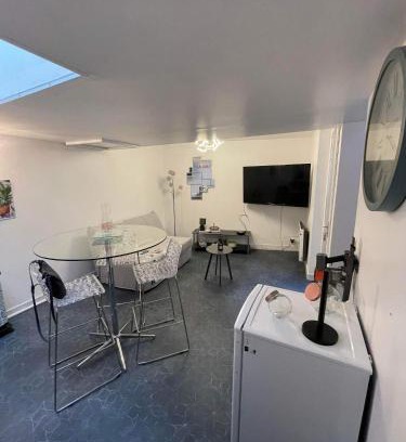 Eu Apartment | Joli petit F1 plein centre ville
