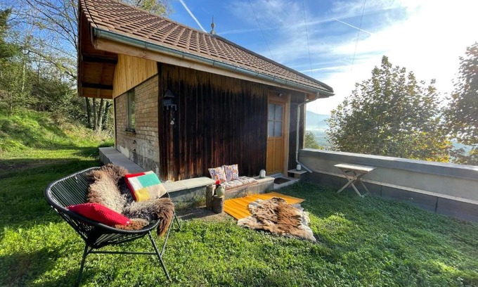 Tullins Apartment | Jolie cabane avec jacuzzi pour les amoureux de la nature