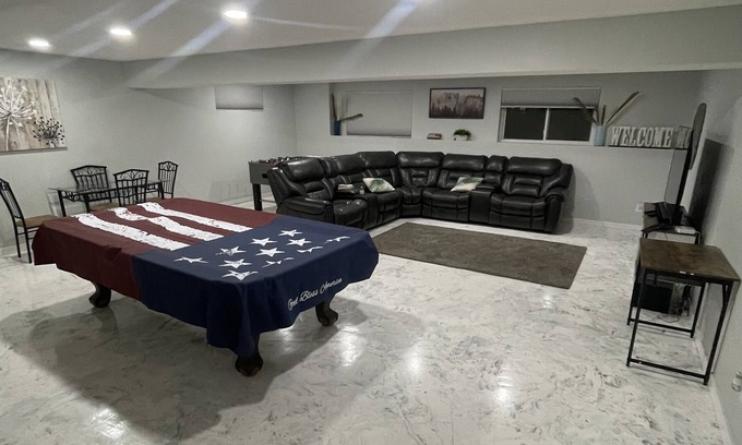 Lincoln House | Joshua’s private basement