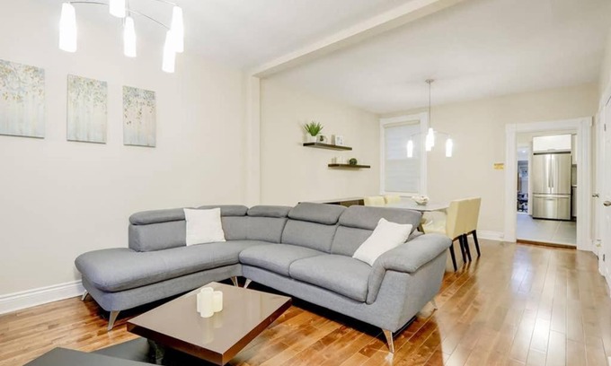 Centretown Apartment | JstLikeHome - Central Suite