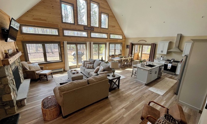 Bethel Cabin | July 4th week! Riverfront paradise!