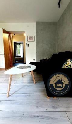 Pruszkow Apartment | JUNA2 - nowoczesny apartament w centrum z widokiem na park