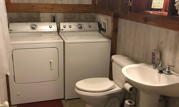 Holcomb House | Junction Guest house
