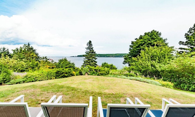 Owls Head House | JUNIPER BANK - Town of Owls Head