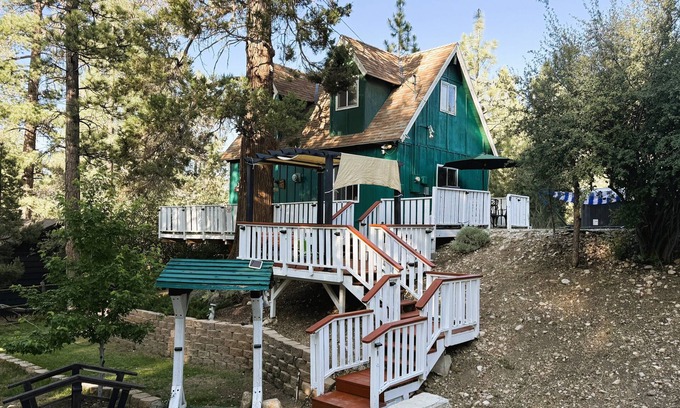 Big Bear House | Juniper's Cottage - Hot Tub, Fireplace, Fenced Yard, Pet Friendly