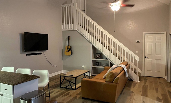 North Naples Condo | Just minutes from the beach and restaurants