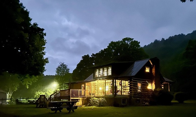 Kegley Other | Just off I-77, Beautiful log cabin, antiques/wonderful experience for 2, wifi/TV