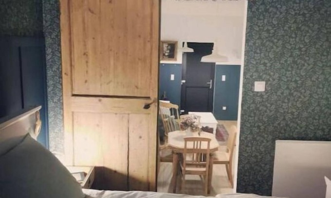 Saint-Laurent-Blangy Apartment | Just outside Arras * Cottage* Garden * Netflix