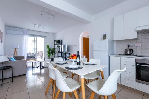 Universal Apartment | Just renovated beautiful 2 bed apartment in Paphos 5 min drive to the beach
