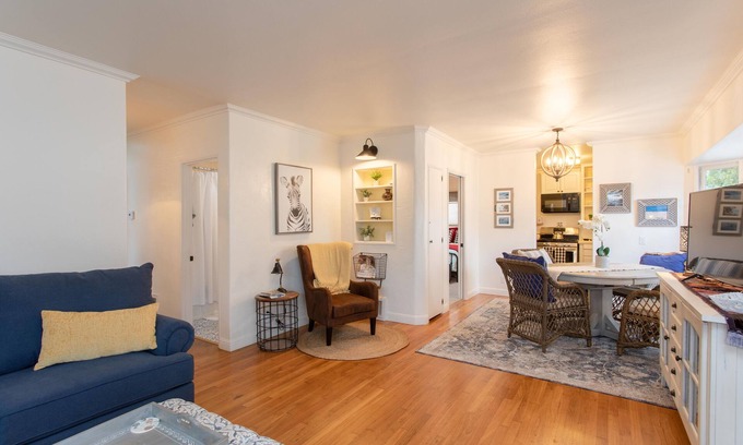 East Beach Cottage | Just steps from the beach