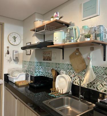 San Bartolome Apartment | JustRelax Staycation at Vine Residences