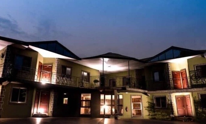 Kyebi Hotel | K-archy Lodge