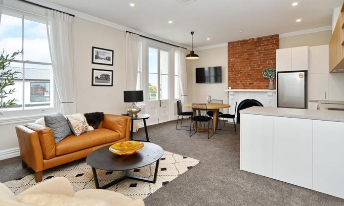 Kaiapoi Apartment | Kaiapoi Luxury Accommodation 1 - Bookahome