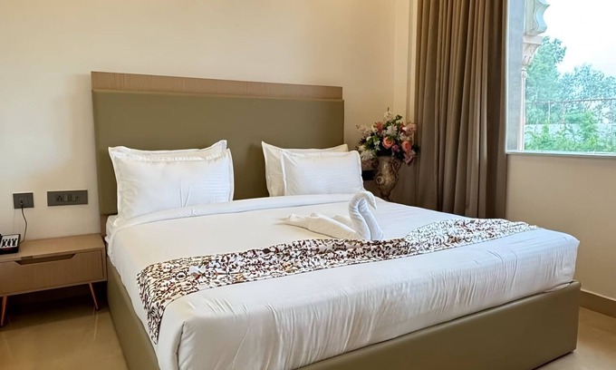 Moradabad Hotel | kairvi fort resort