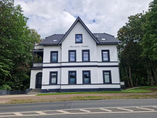 Hemmoor Apartment | Kaiserliches Postamt