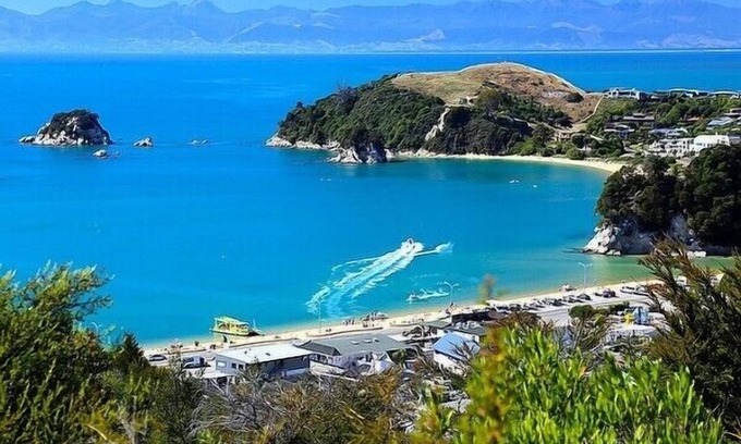 Ngaio Bay Cottage | Kaiteri House - Kaiteriteri Holiday Home