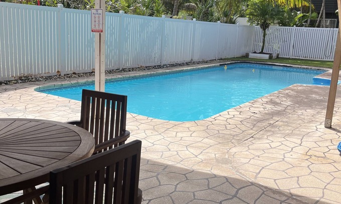 Kapoho Apartment | Kamanu Pool Apartment 2 Bedroom 1 Bathroom with Ocean Views