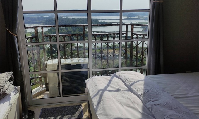 Kampar Apartment | Kampar Champs Elysees 4pax Homestay