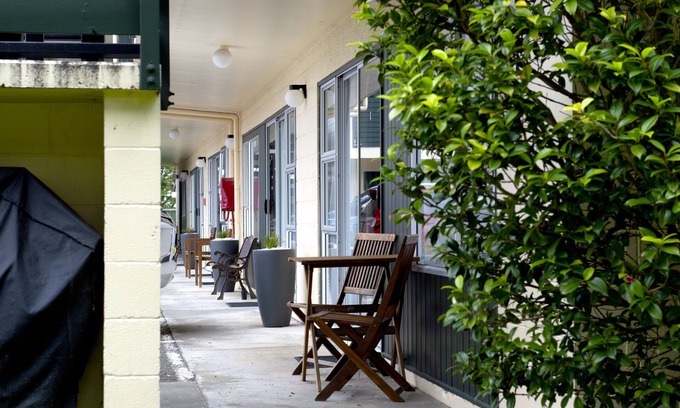 Waikanae Hotel | Kapiti Gateway Motel