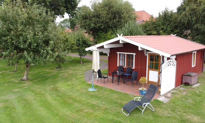 Detern Apartment | Karpfenhütte - Ferienhof Am Birkensee, 55125