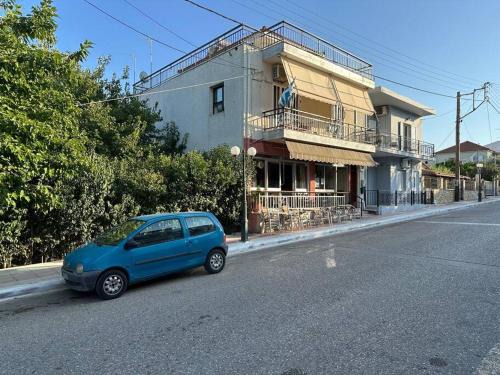 Killini House | Kato Panayia Cafe Retreat