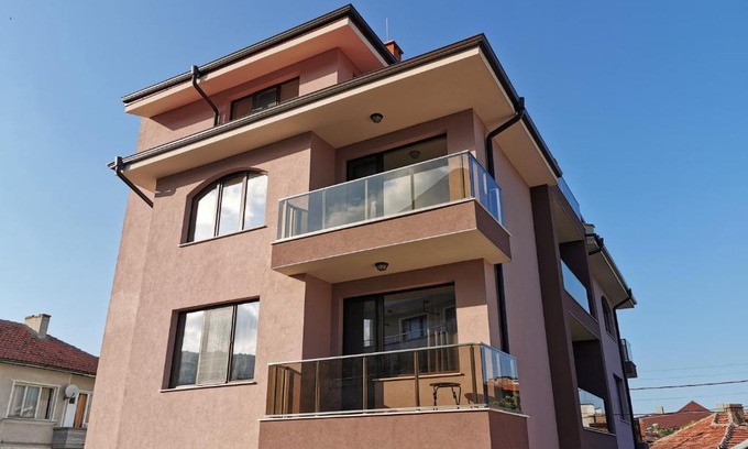 Obzor House | Kazak
