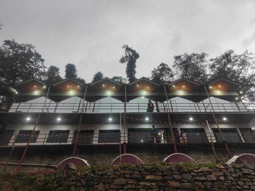 Sitapur Hotel | kedar hill resort