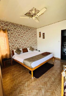 Guptkashi Resort | Kedarkantha resort