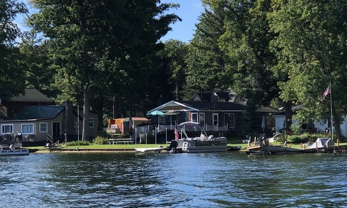 Six Lakes Cottage | Keeney Kottage