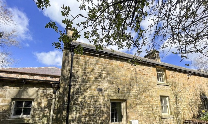 Hallington Villa | Keeper's Cottage - Two Bedroom Villa, Sleeps 4
