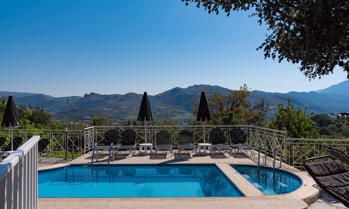 Atsipades Villa | Kefali Villa, Ecotourism, totally private, 800 m2 outdoor area, pool & whirlpool